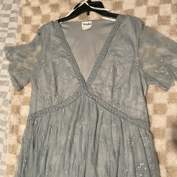 Arula Soft Blue Lace Gown - Picture 1 of 9